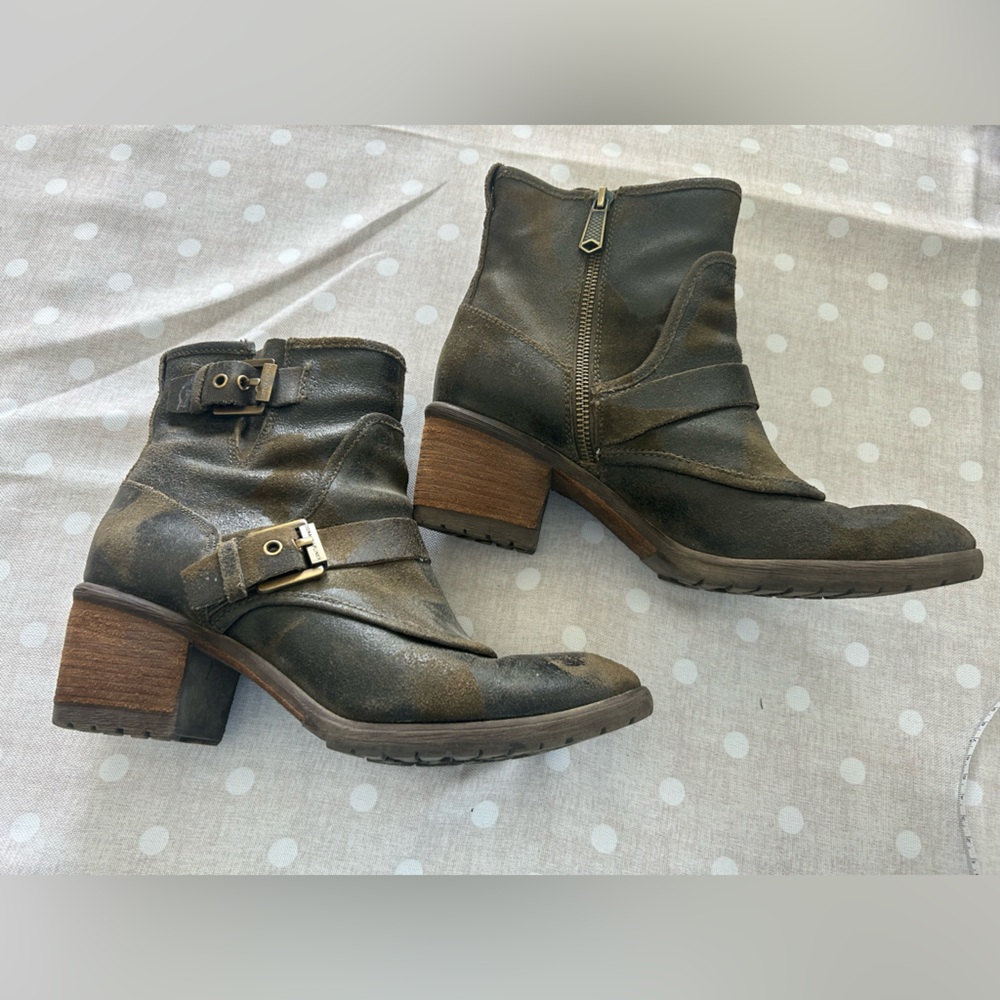 Donald j pilner size 8.5 -style delta short